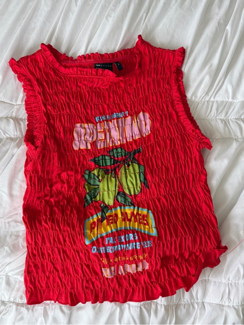 Red Smocked Graphic Sleeveless Top - Picture 4 of 8
